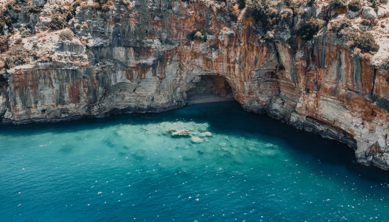 Antalya Kaş Arası Kaç Km?