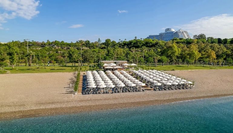 Febeach Hotel 